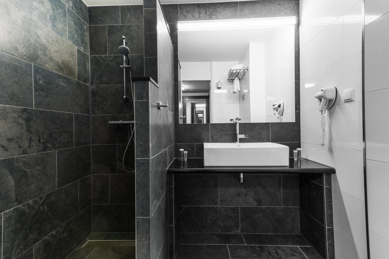Bastion Hotel Zaandam Bagian luar foto