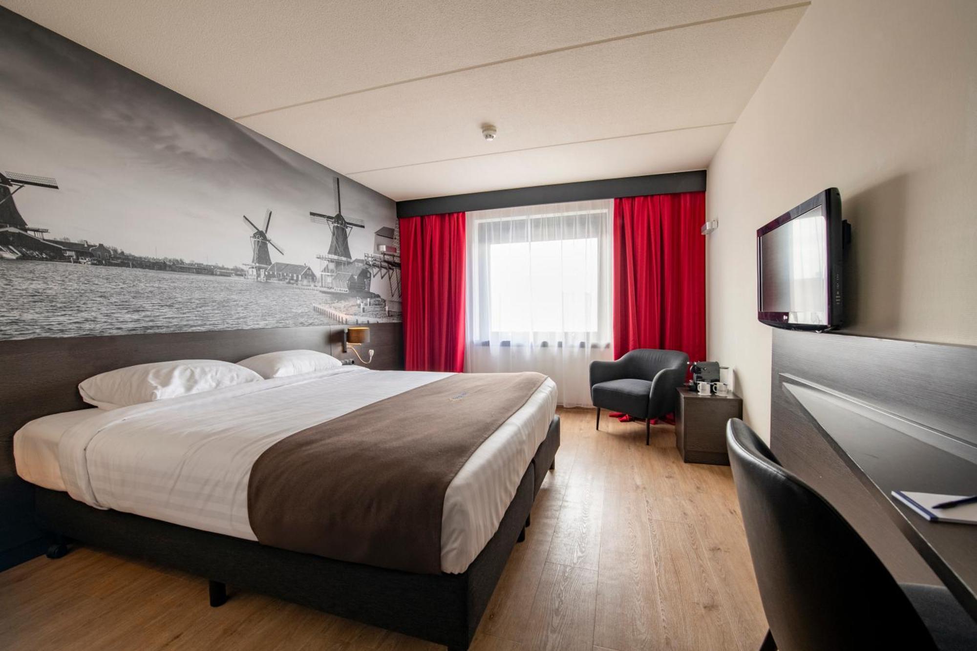 Bastion Hotel Zaandam Bagian luar foto