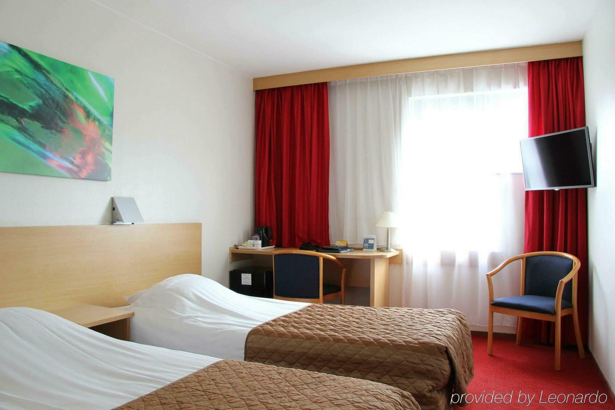Bastion Hotel Zaandam Bagian luar foto
